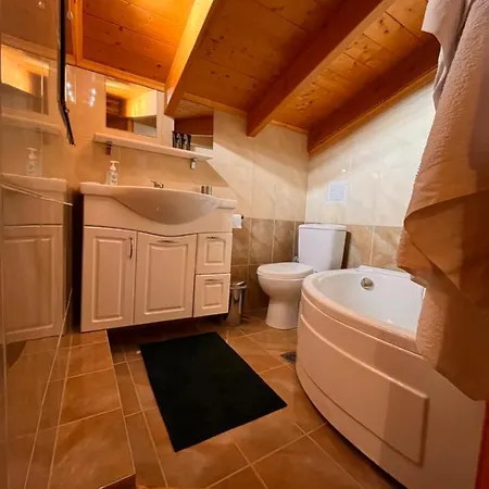 The Country House Aráhova